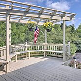 Family-friendly Brookville Home w/ Hot Tub!