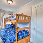 1920s Corsicana Home: Group Getaway Near Downtown!
