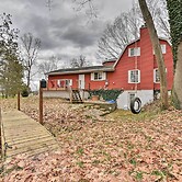 Home on 10 Acres: Perfect for MSU Football Weekend