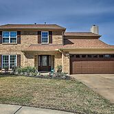 Houston Home With Private Outdoor Pool!