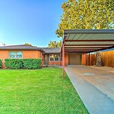 Accessible Lubbock Home w/ Yard: Near Texas Tech!