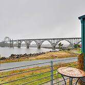 Waterfront Oregon Abode w/ Balcony & Ocean Views!