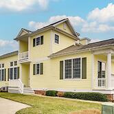 Bayside Resort Rental in Selbyville: 6 Mi to Beach