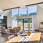 A Contemporary Dream: Lakefront Rathdrum Oasis!