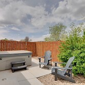 Utah Retreat - Hot Tub, Deck & Near National Parks