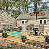 Remodeled Farmhouse in Waterford Near 2 Beaches!