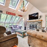 Vermont Mountain Retreat: The Antler House