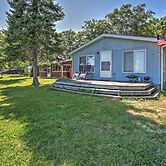 2 Mi to Boat Ramp! Family Cabin on Long Lake