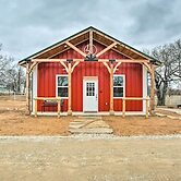 Dog-friendly Texas Ranch w/ Patio, Horses On-site