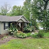Fish, Hike & Hunt: Lakeside Newaygo Cottage
