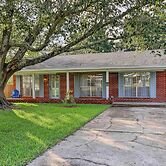 Long Beach Hideaway: Walk to Beach, Shops & Bars!