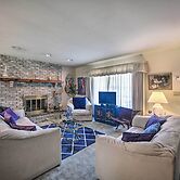 12 Mi to Hersheypark: Family Home w/ Deck!