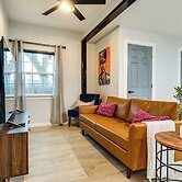 Modern Indianapolis Home < 2 Mi to Downtown!