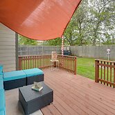 Temple Retreat: Game Room & Deck, Pets Welcome