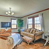 Secluded Bonanza Home w/ Antique Furnishings