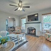 Benton Harbor 'gracie Cottage' w/ Hot Tub + Yard!