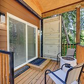 Unique Container Studio w/ Deck & Fire Pit!