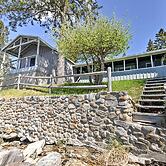 Bayfront Hancock Cottage w/ Beach Access & Views!