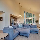 New Meadows Golf Resort Vacation Rental w/ Hot Tub