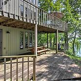 Waupaca Lakefront Home w/ Pool Table & Dock!