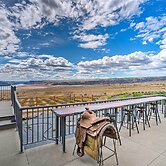 Quincy Home on Lavender Farm w/ River Views!