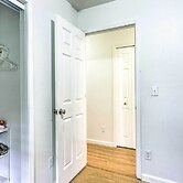 Charming Wasilla Retreat: Walk to Lake Lalen!