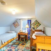 14 Mi to Schoodic Point: Gouldsboro Artists Home