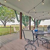 Countryside Cottage w/ Large Yard Near Topeka