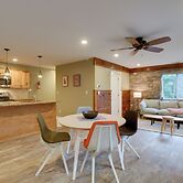 Cozy Goode Cabin w/ Deck ~ 17 Mi to Lynchburg