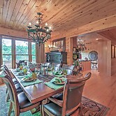 Dream Catcher: Luxe Cabin w/ Large Deck + Mtn View