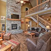 Family-friendly Massanutten Home w/ Slope Views!