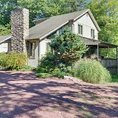Lake Harmony Home Near Big Boulder!