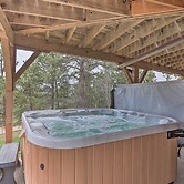 Black Hills Hideaway w/ Wraparound Deck & Hot Tub!