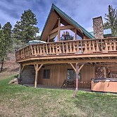 Black Hills Hideaway w/ Wraparound Deck & Hot Tub!