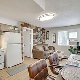 Cozy Roseburg Home w/ Fire Pit + Gas Grill!