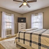 Chic & Cozy Greensboro Home, 2 Mi to Dtwn!