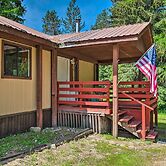 Cute Donnelly Cabin in the Woods w/ Fire Pit!