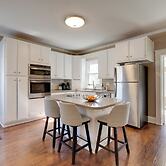 Gambier Vacation Rental ~ 5 Mi to Mt Vernon!