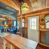 Pet-friendly Kerrville Vacation Rental Farmhouse