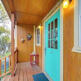 Pet-friendly Kerrville Vacation Rental Farmhouse