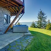 Stunning 360 Ocean Views, Near Redwoods NP!