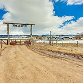 Spacious Tierra Amarilla Ranch House w/ Deck!