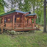 Updated Manistique Log Cabin, Yard & Fire Pit
