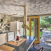 4 Mi to Dtwn! Fort Worth Cottage w/ Shared Pool