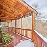 Waynesville Escape - Mtn Cabin Above the Clouds!