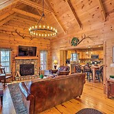 Waynesville Escape - Mtn Cabin Above the Clouds!