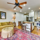 Charming Louisiana Getaway w/ Furnished Balcony!