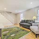 Charming Hamden Home: 2 Mi to Yale University