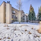 Sweet Skiers Escape < Half-mile to the Slopes!