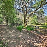 Secluded Baton Rouge Area Hideaway w/ Lawn!